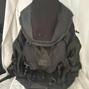 Oakley Kitchen Sink Backpack